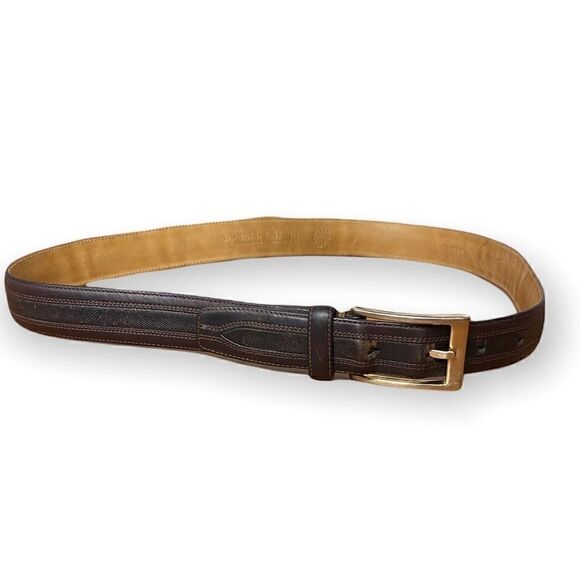 Donald J. Trump Signature Collection brown leather belt with brass buckle 32 /80 - Picture 2 of 11